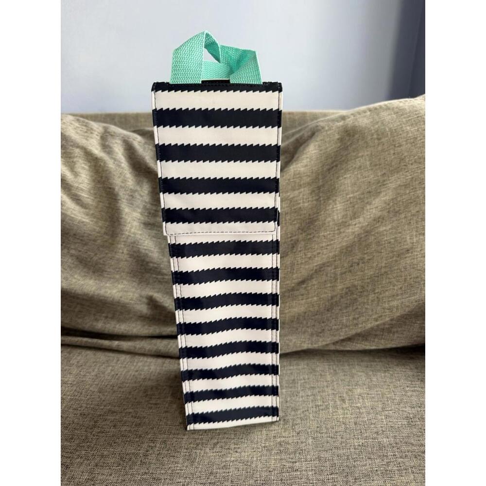 Thirty One Perfect Bottle Thermal Tote Wine Cooler Gift Bag In Navy Wave Print